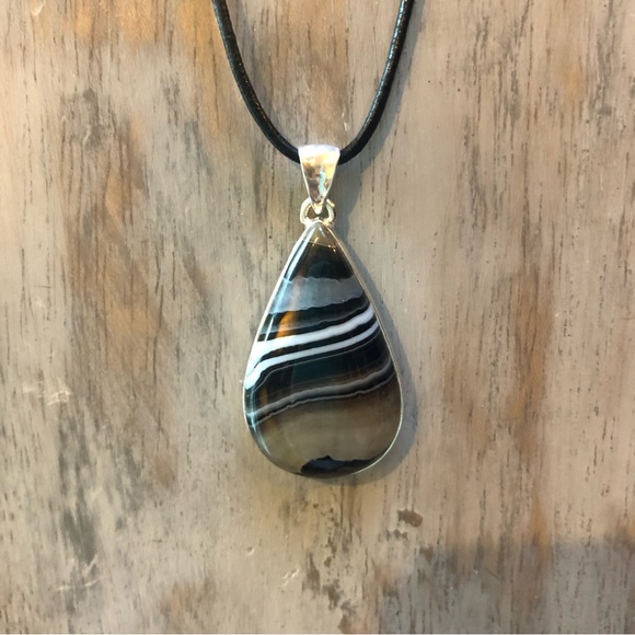 Black Banded Agate Jewelry Set - Picture 5 of 15